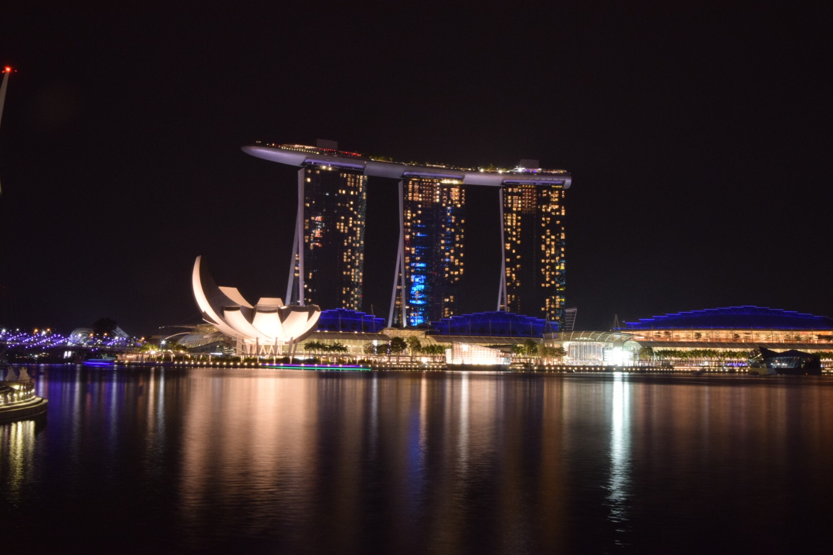 I Toured Singapore's Marina Bay Sands Resort With Rooftop Pool; Tour