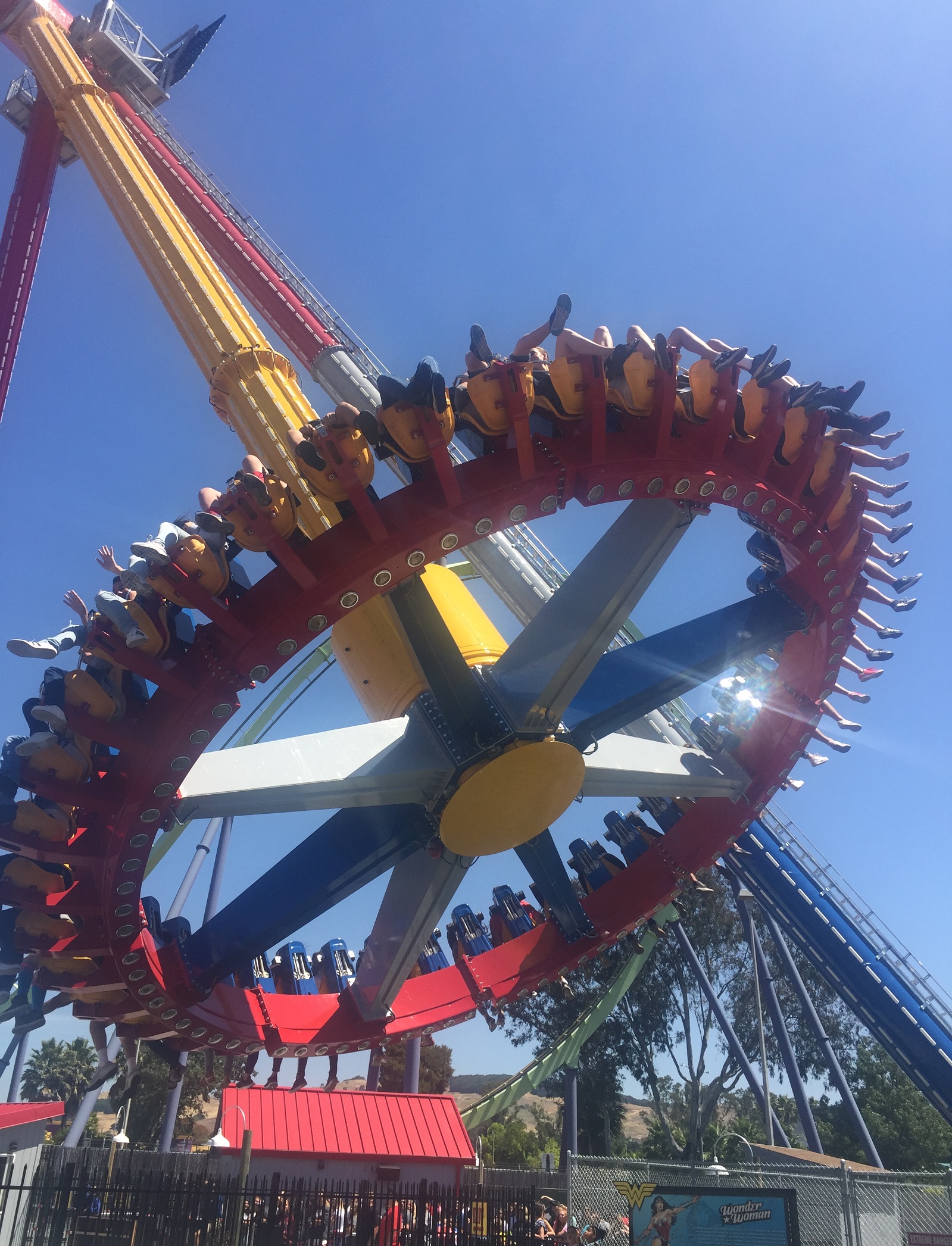 wonder woman lasso of truth six flags discovery kingdom